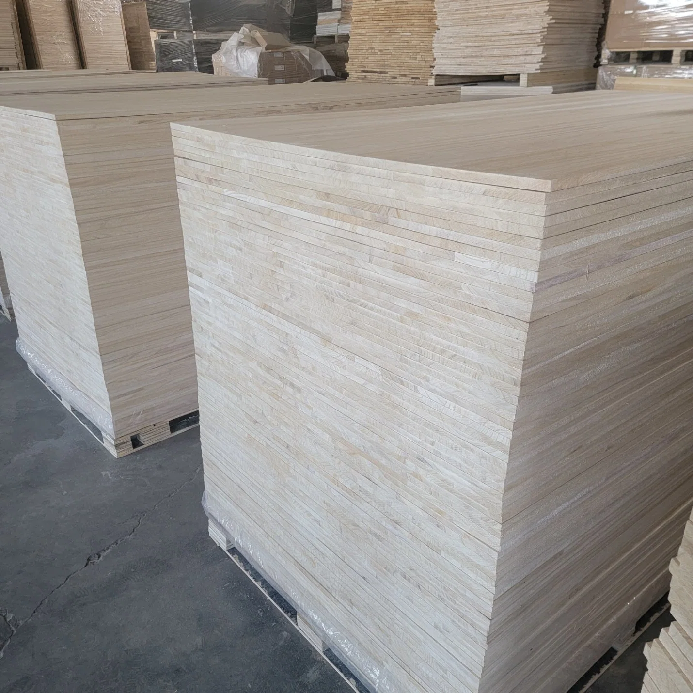 الشركة الصينية للبيع المباشر باولونيا لومبر / بولونيا لوحات الخشب الصلب