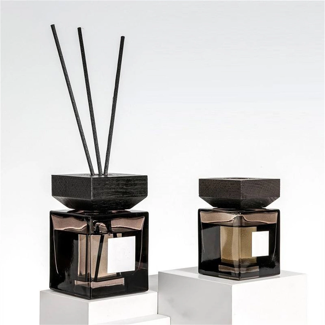 Long Lasting Natural Fragrance Aroma Reed Diffuser for Home and Holiday with Color Box and Glass Bottle