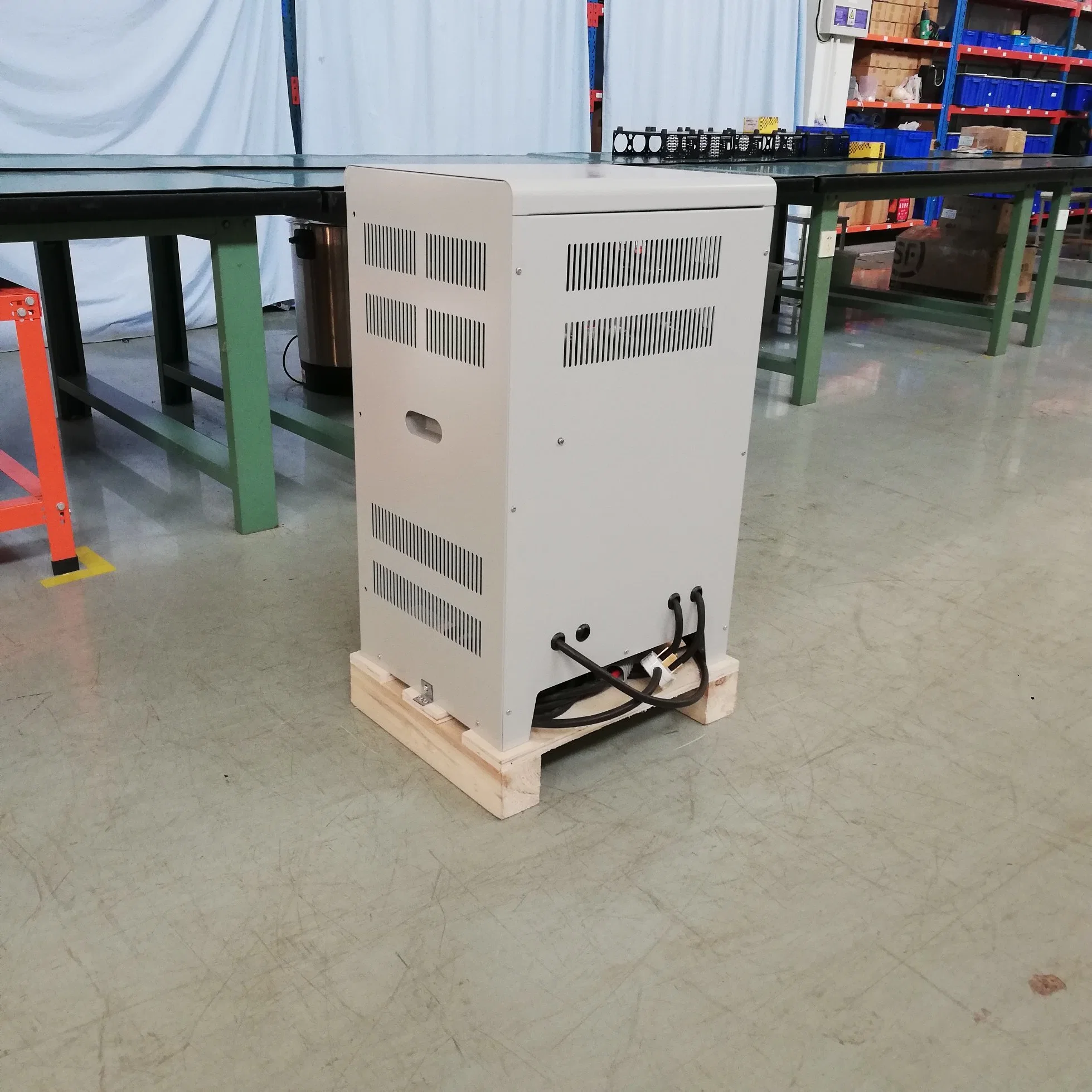 Electric Transformer Battery Charger Easy to Operate Diode Controlled Forklift Battery Charger