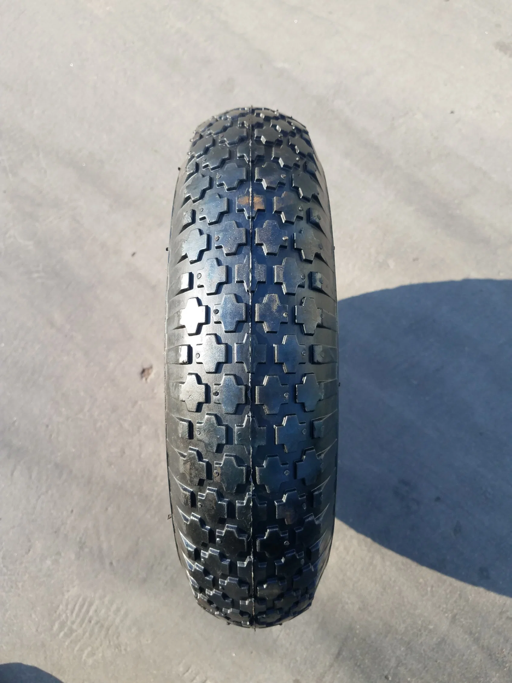 Metal Rim Pneumatic Rubber Tire 4.8/4.00-8 Wheel