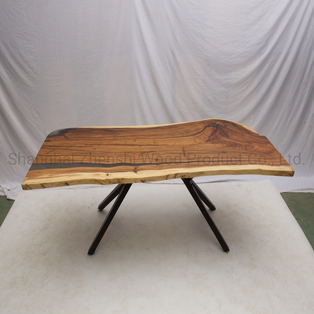 Dalle de Live Edge Suar Table Table latérale du bois