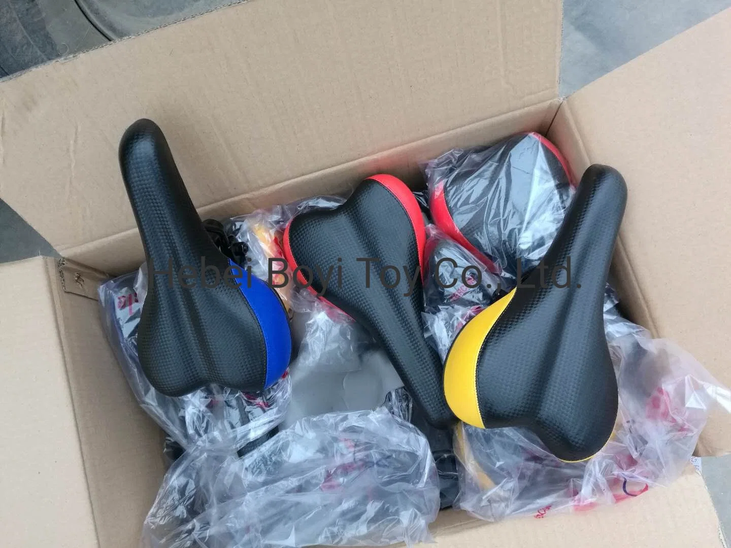 Customized Bicycle Seat MTB Saddle with Clamp Adult Bike Saddle