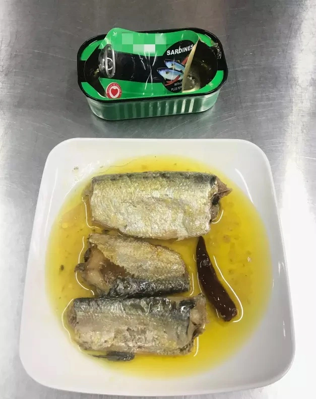 Ghana Canned Mackerel Fish in Tomato Sauce Oil