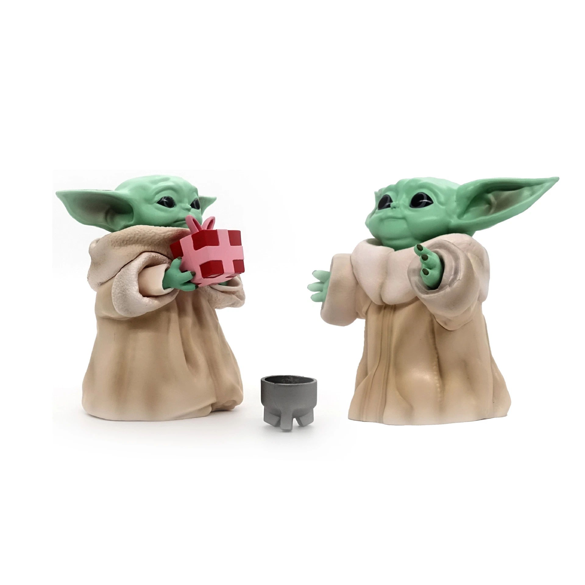 2021 New Arrival Baby Yoda Mini 8cm Mandalorian for Wholesale/Supplier