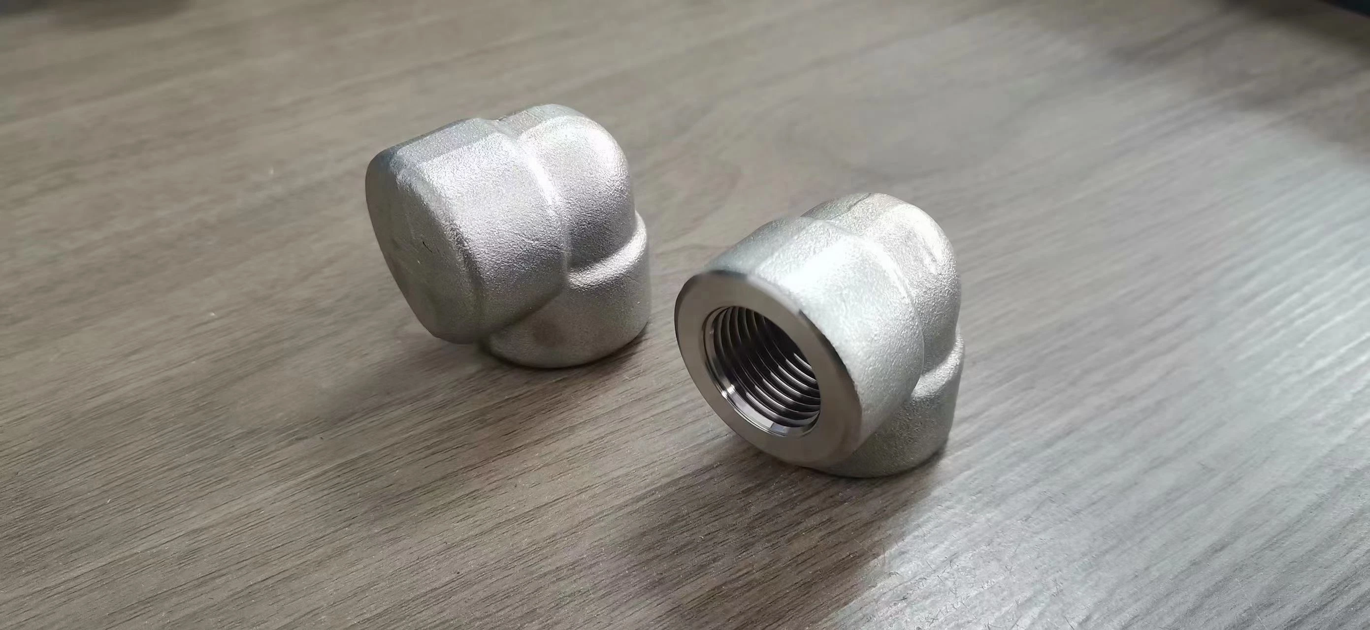 Ss 304 316 45-Degree Threaded Stainless Steel Accessories Pipe Fitting, Female Ss 90-Degree Elbow, China Wholesale/Supplier