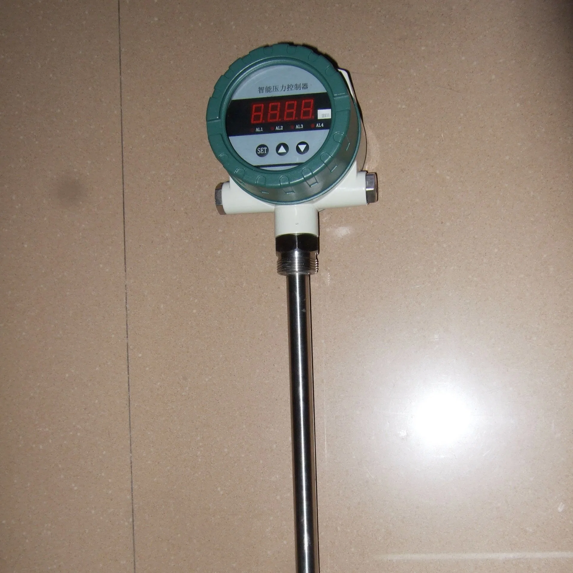 Manufacturer IP68 Water Level Sensor LED Display Digital Level Controller Qyk200/202