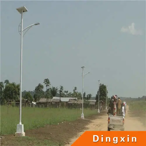 8m Galvanized Single Arm Roadway Light Pole