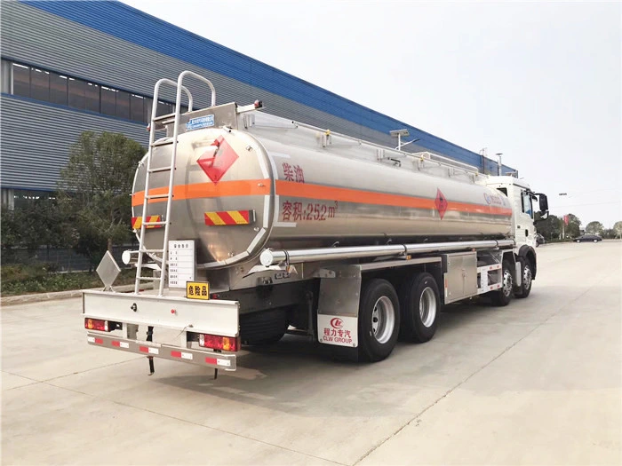 Sinotruk HOWO T5g Aluminum Alloy Gasoline Diesel Fuel Tank Vehicle 25000liters 30000liters 8X4 Oil Tanker Transport Truck