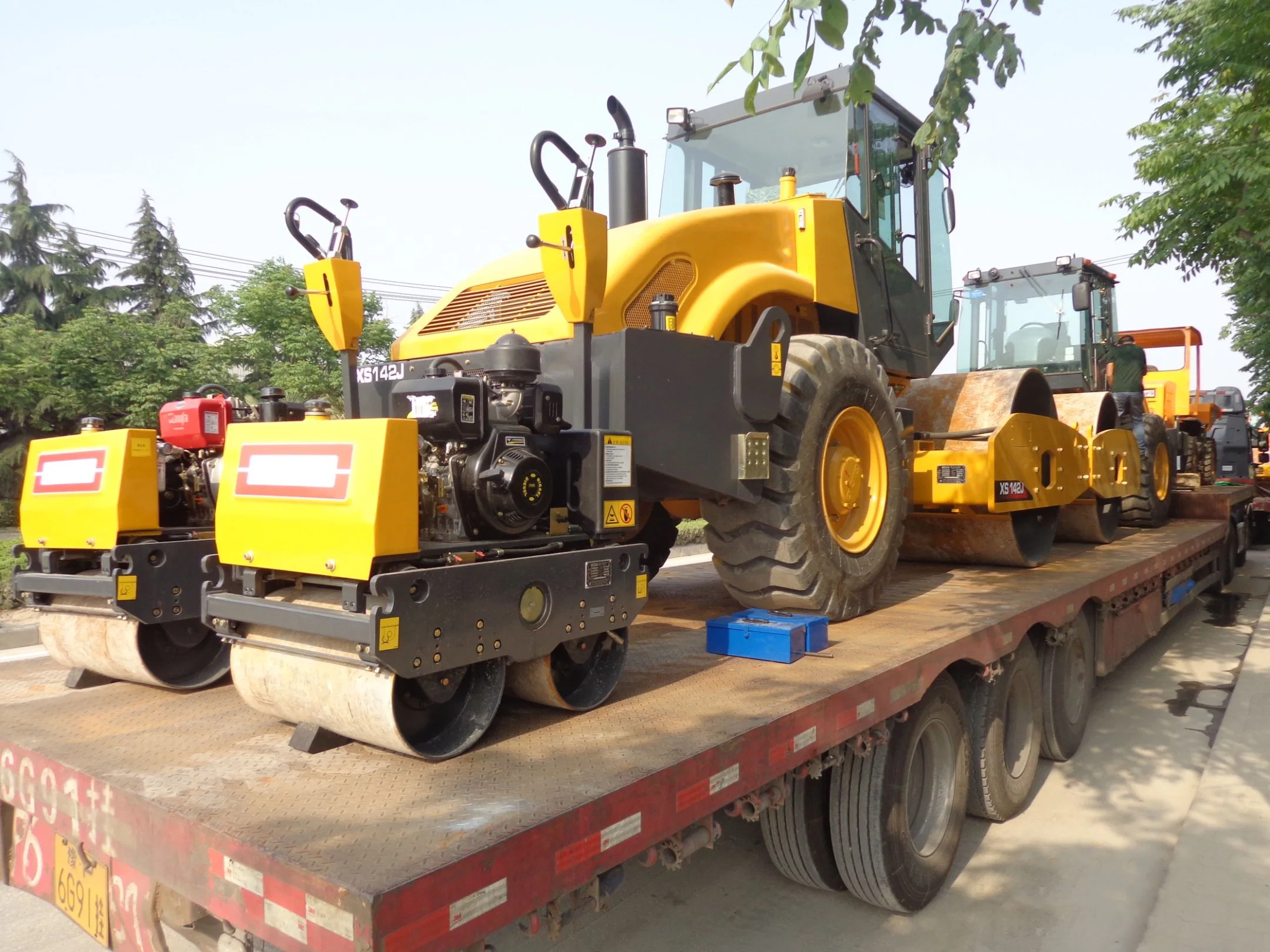 Xs123h 12 Ton New Vibratory Road Roller Compactor Machine