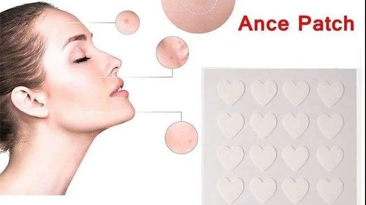 Fabrication chinois Hydrocolloid Transparent forme de coeur de l'Acné bourgeon Patch correctif Hydrocolloid bourgeon de l'acné Traitement de l'acné cosmétique 24DOT/Pack