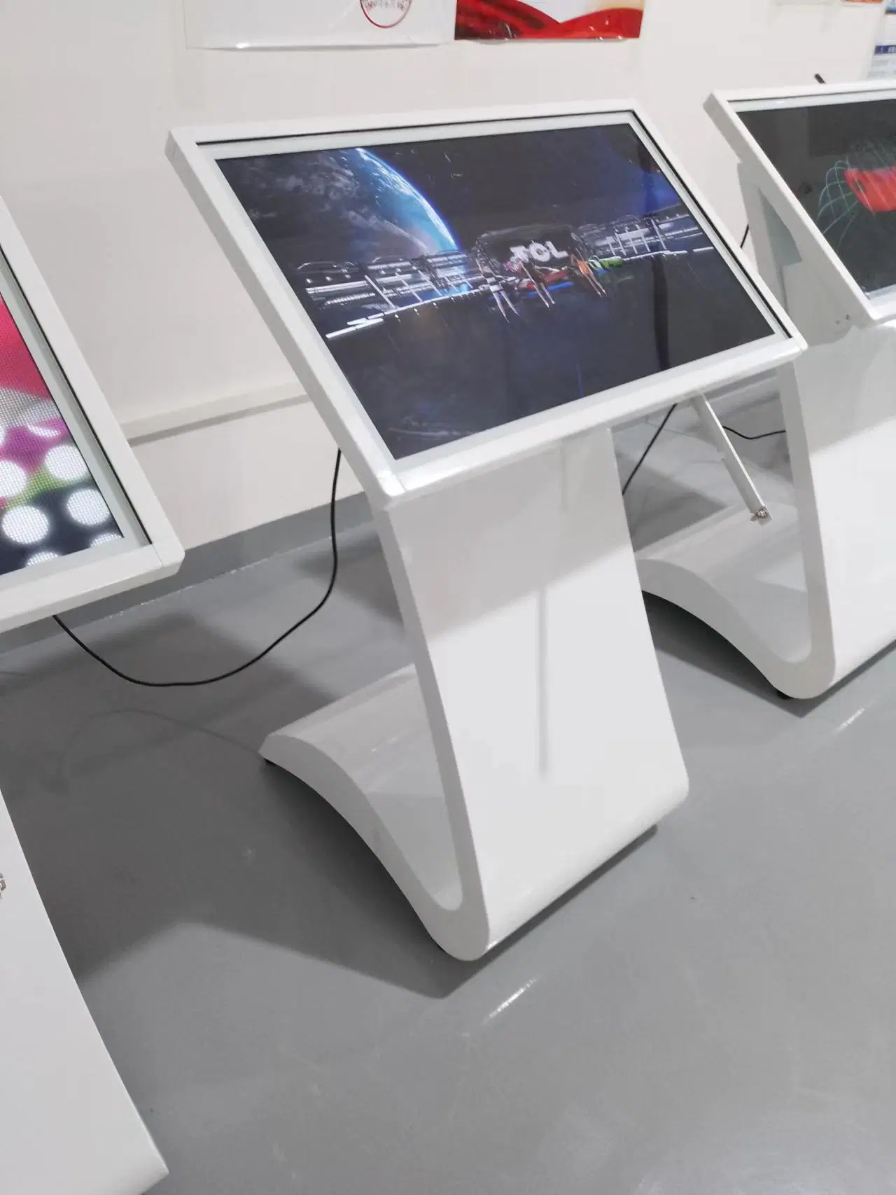 Floor Standing All in One Touch Screen Display Kiosk