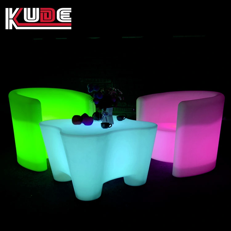 Brillando en el exterior de plástico de LED iluminado conjunto Sofá muebles Club silla y mesa