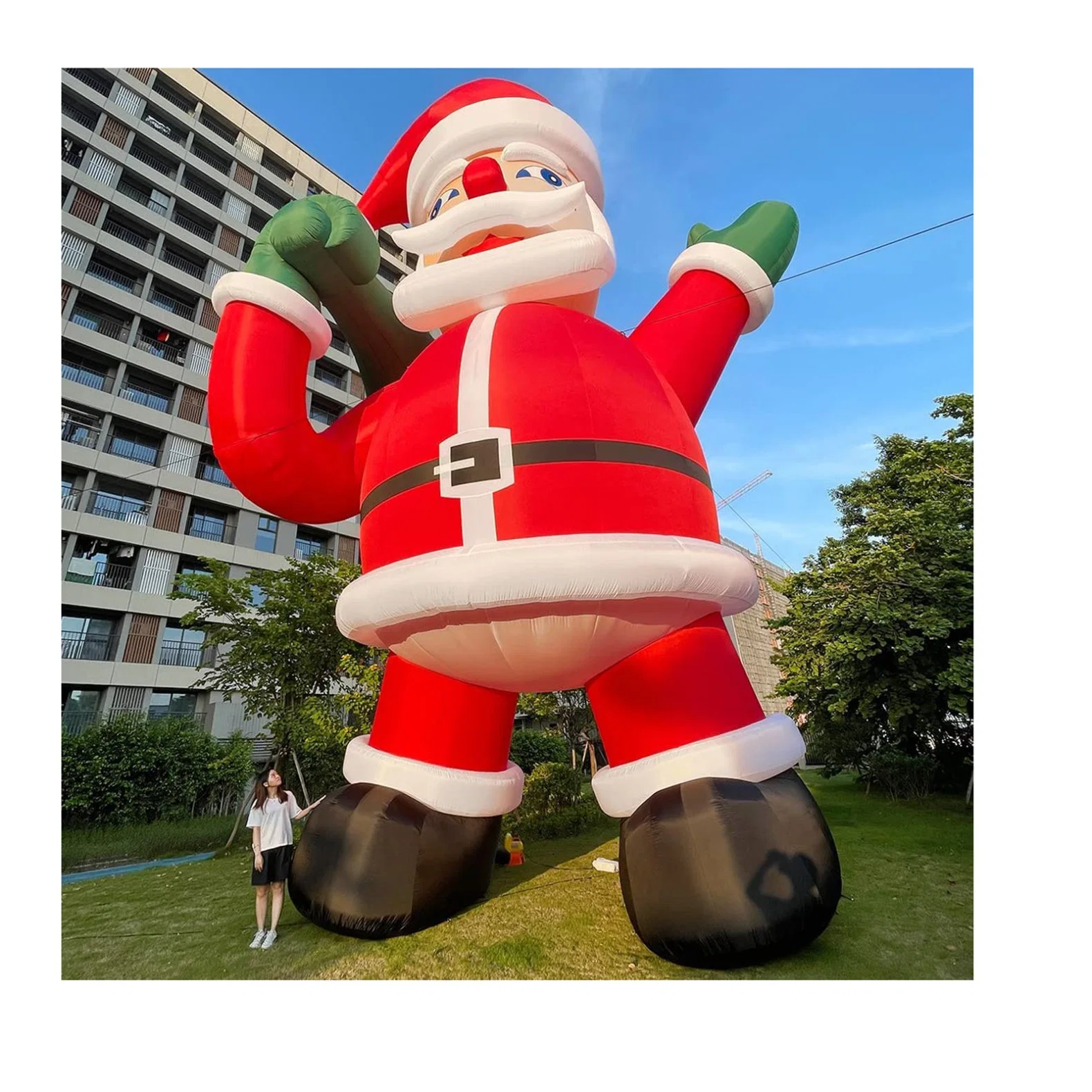 2023 Nuevo inflables de 8 pies al aire libre de Navidad Santa Claus con decoraciones de la caja de regalo con luz LED