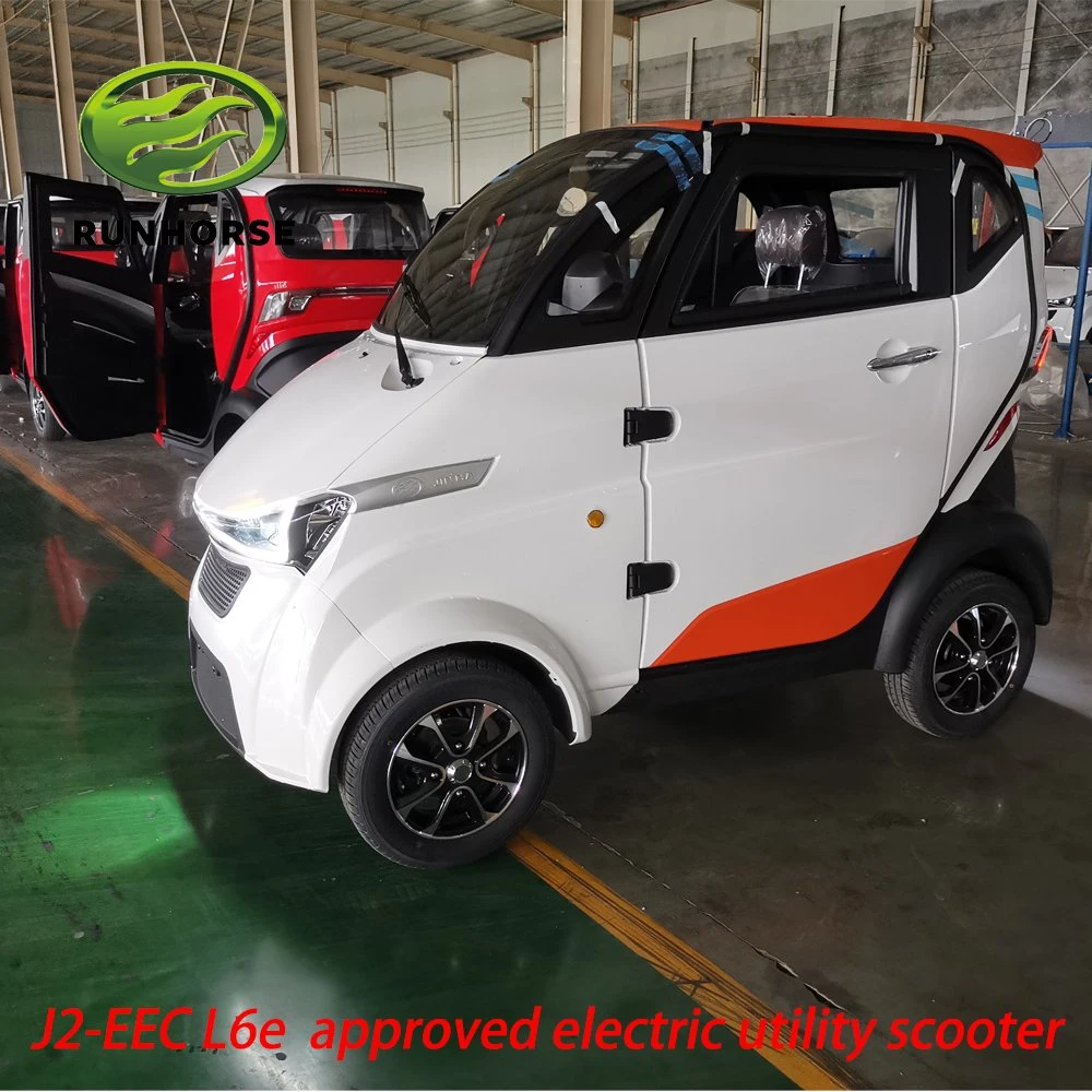 Universal L6e Model Electric Mini Passenger City Car