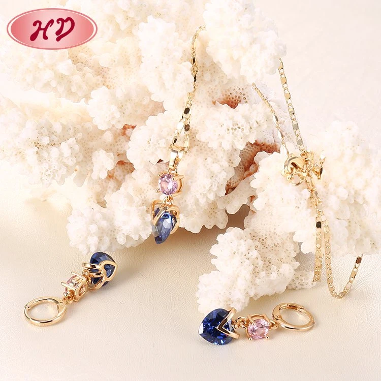 Fashion 18K Gold Plated Costume Imitation Charm Jewelry with Earring, Pendant, Necklace Sets