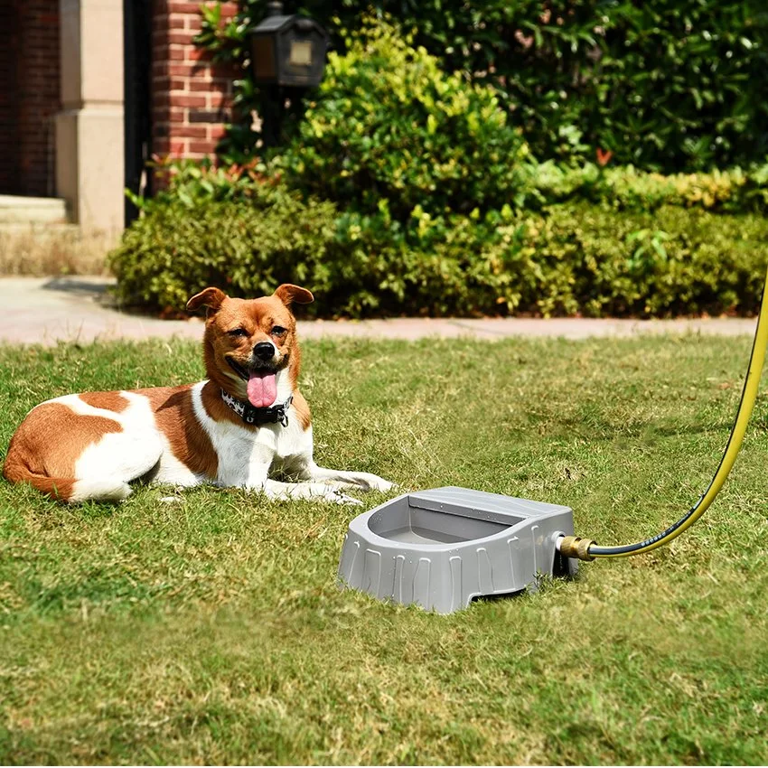 Petstar Amazon Hot Sell Dog Pedal Outdoor Pet Water Feeder Fountain Step on Dog Auto Water Dispenser