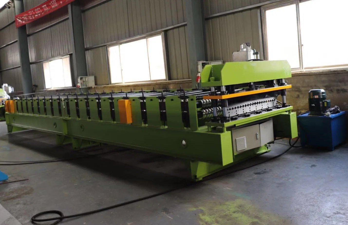 Versatile Wall Panel Metal Roofing Corrugated Type Tile Roll Forming Machine