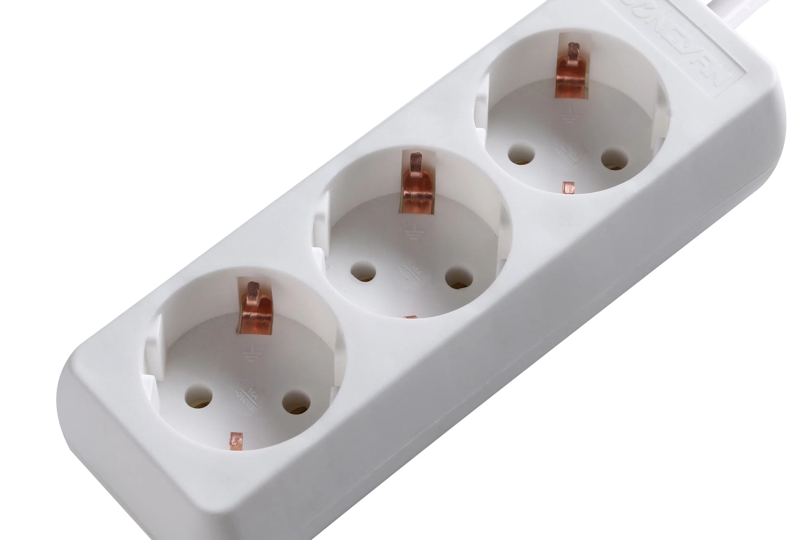 Manufacture High Reliability Regular Furniturel 3 Pin Plug Power Socket