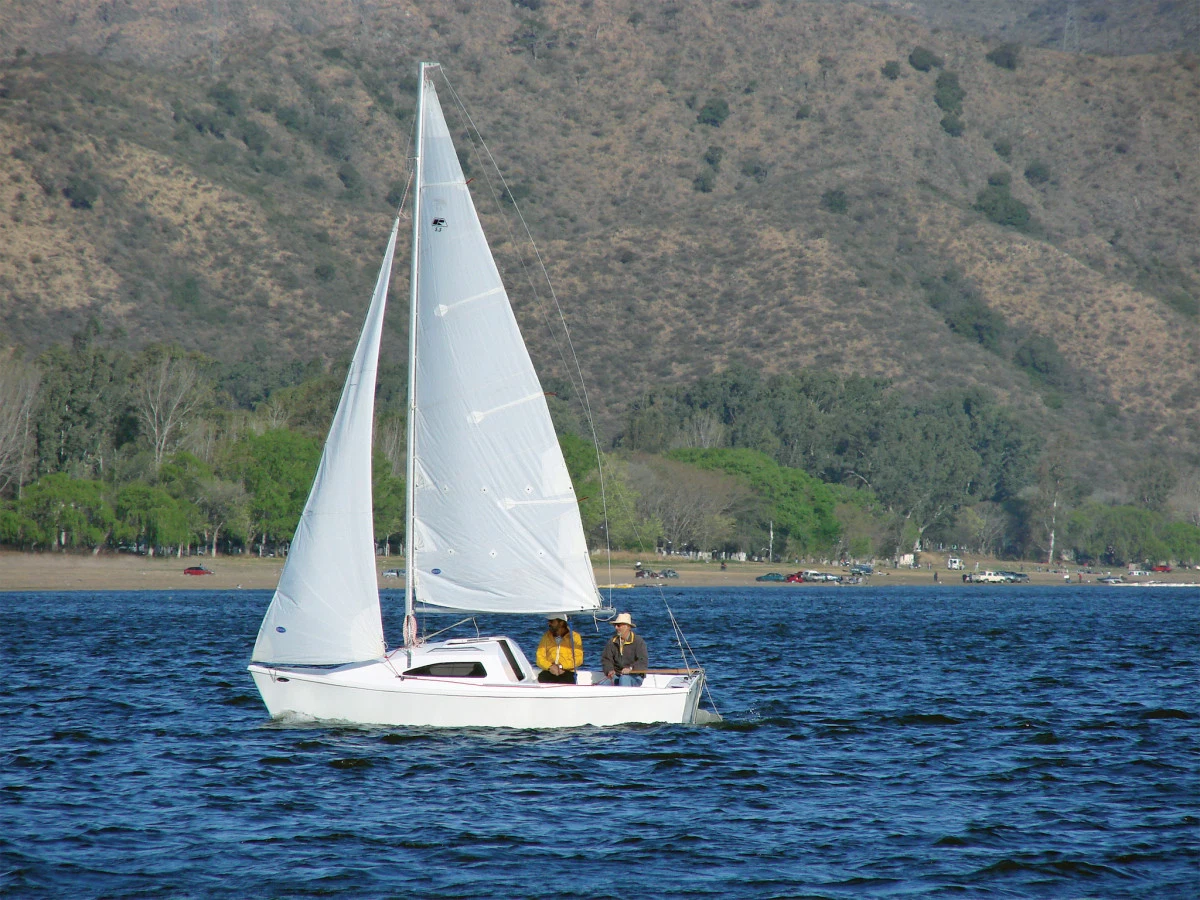 Top Quality High Powered Sailing Boat