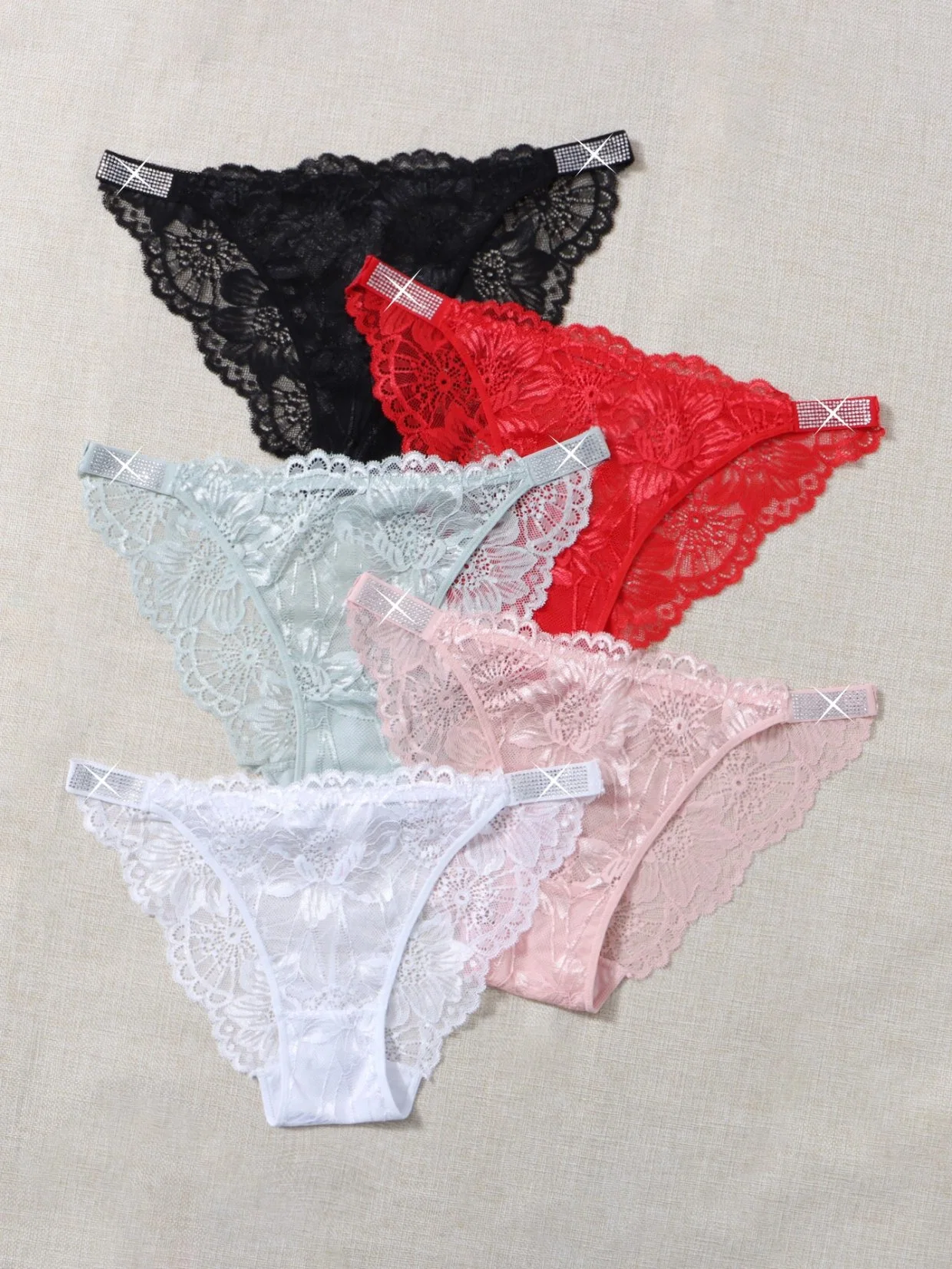 Vente chaude de lingerie sexy en dentelle personnalisée pour femmes.