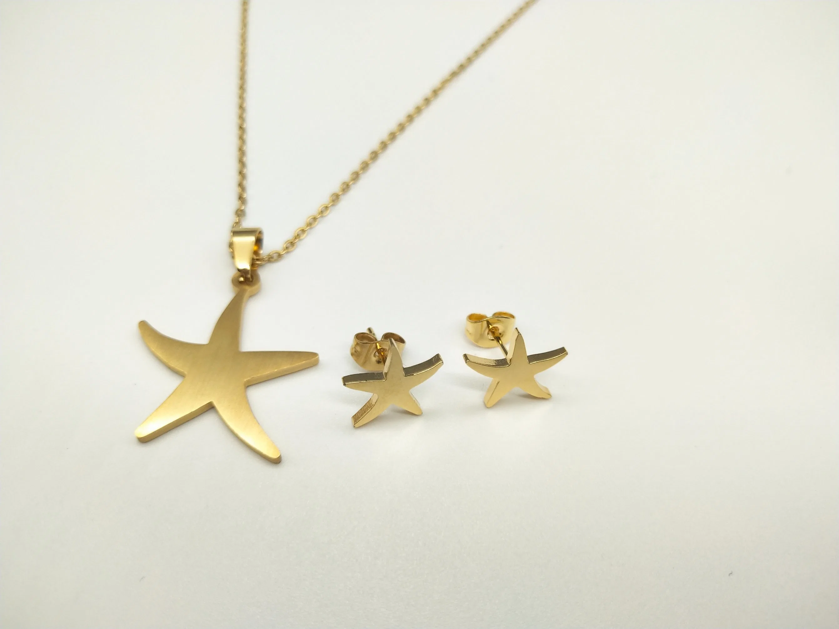 Wholesale Fashion Stainless Steel Jewelry Starfish Pendant Necklace Earring Jewelry Set for Ladies