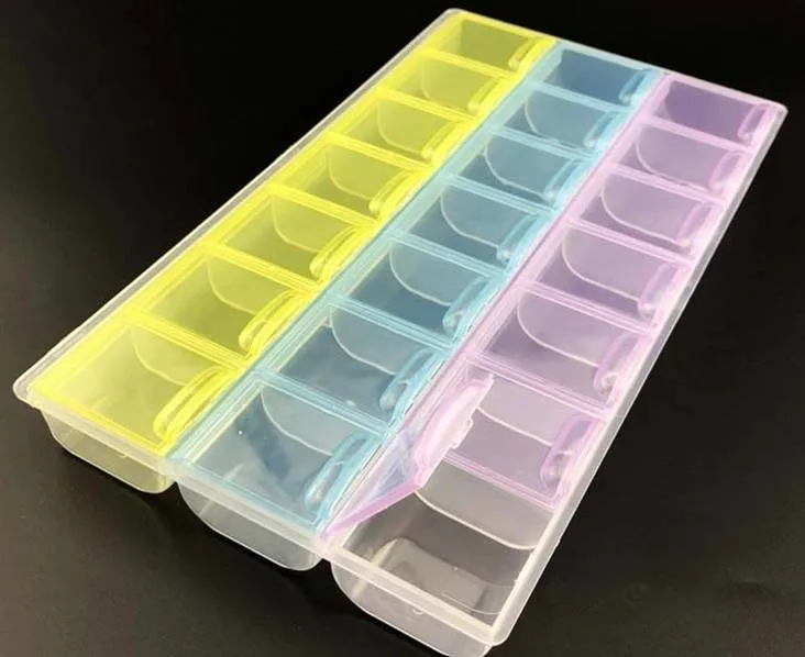 Hot Sale Pill Case with Date Letters Plastic Pill Box 7 Days Medicine Box