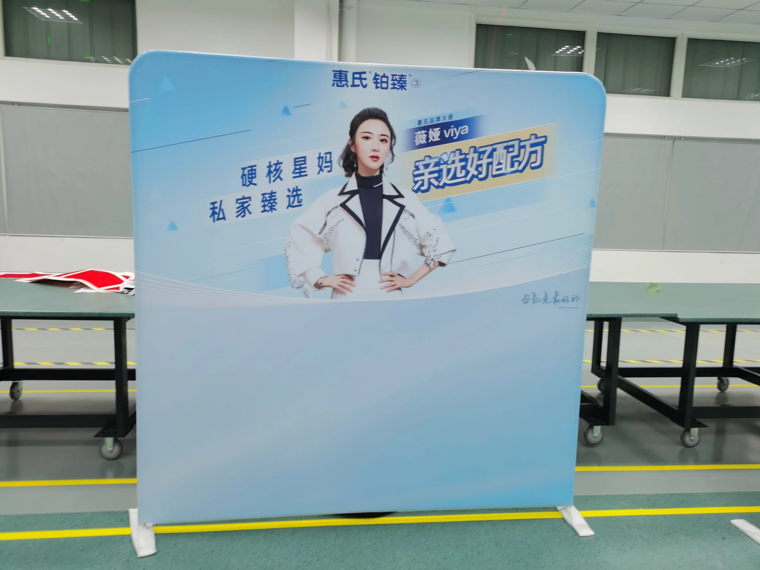 Digital Printing Bus Stop PVC Fabric Vinyl Banner Advertising LED Display Billboard