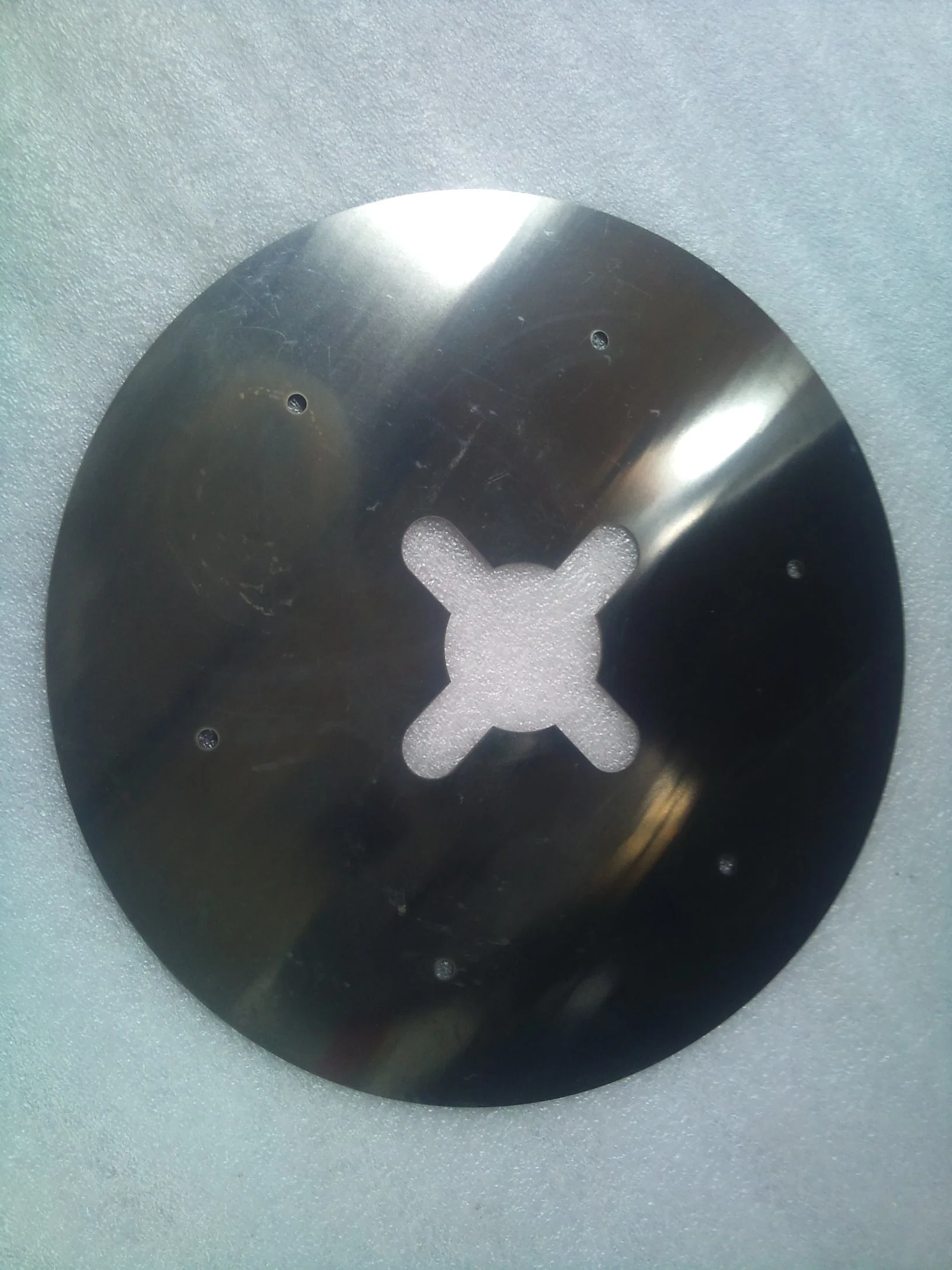 Manufacturers Perforated Molybdenum Round Targets Molybdenum Rings of Excellent Quality