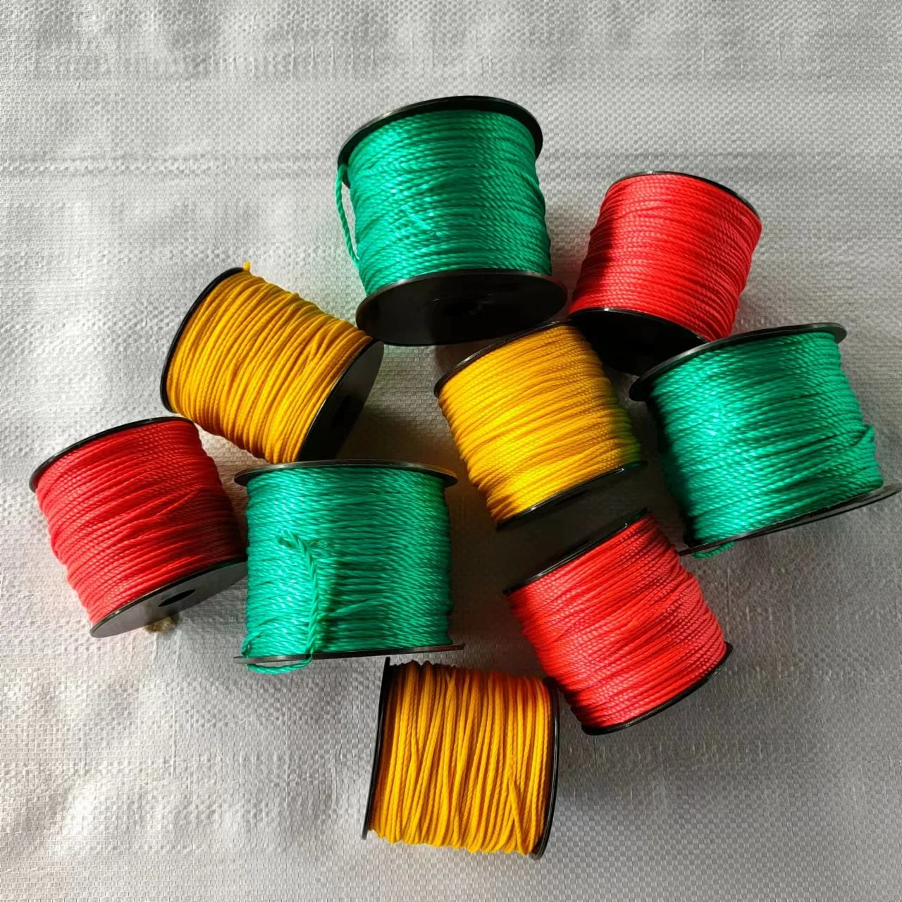 Nylon Twine 210d/24ply 36ply Fishing Net Twine 3 Strand PP String Polyester Thread Construction Line 1.7mm Builder Line 2mm Masonry Rope 1mm Chalk Line