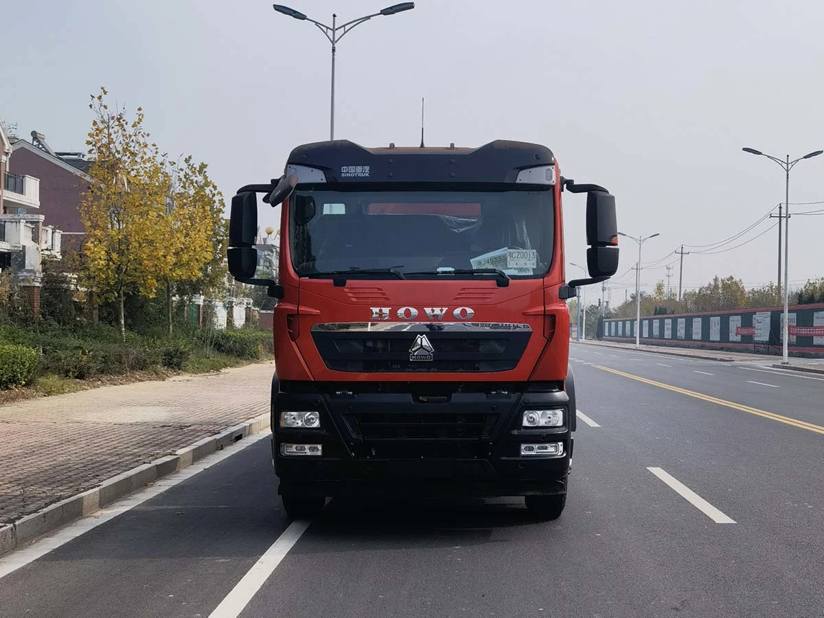 Sinotruk HOWO Campo de aceite de motor Weichai Hormigonera afianzan la carretilla