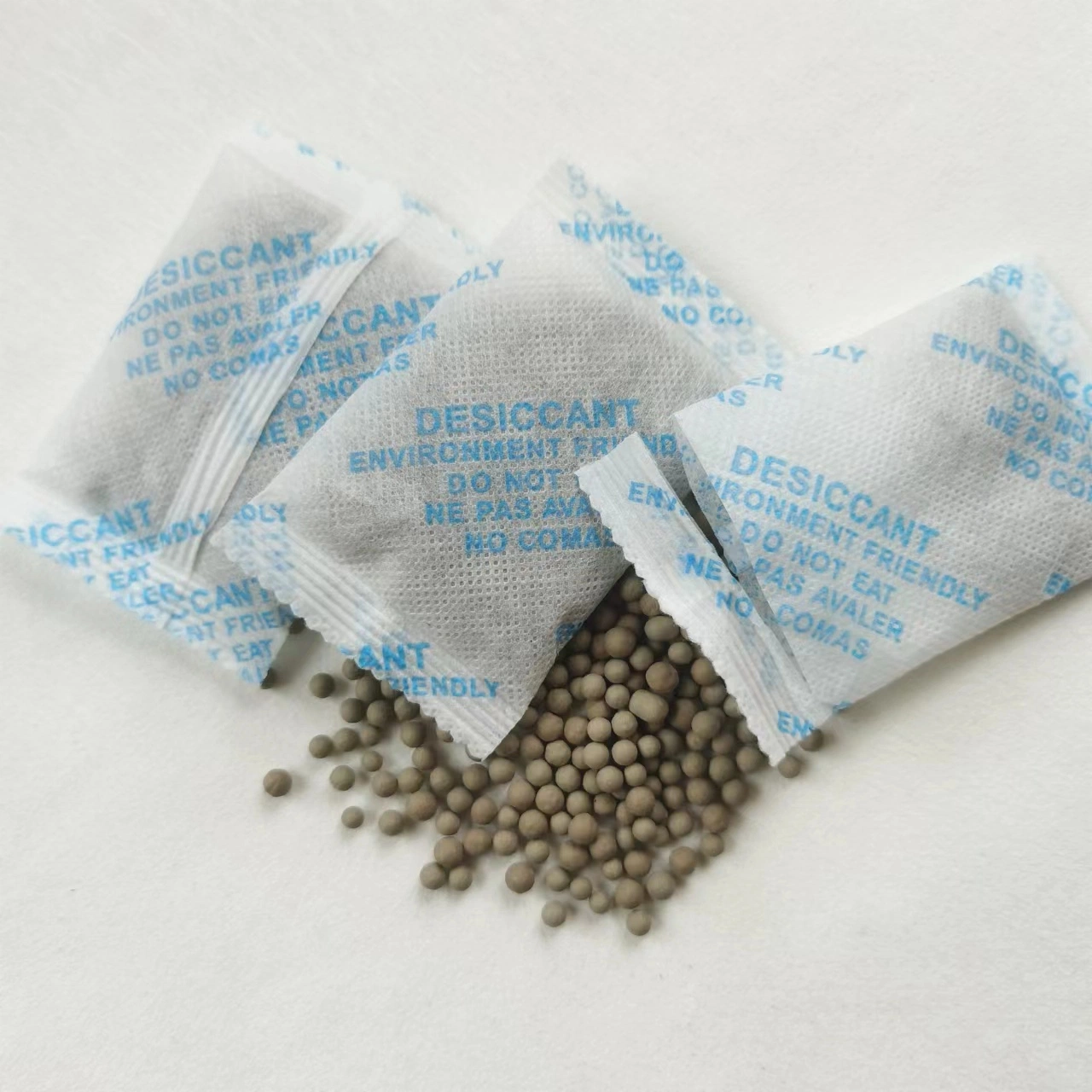 Anti-Rust/Anti-Mould Moisture Absorber Mineral Clay Desiccant with Non-Woven Bag (20g)