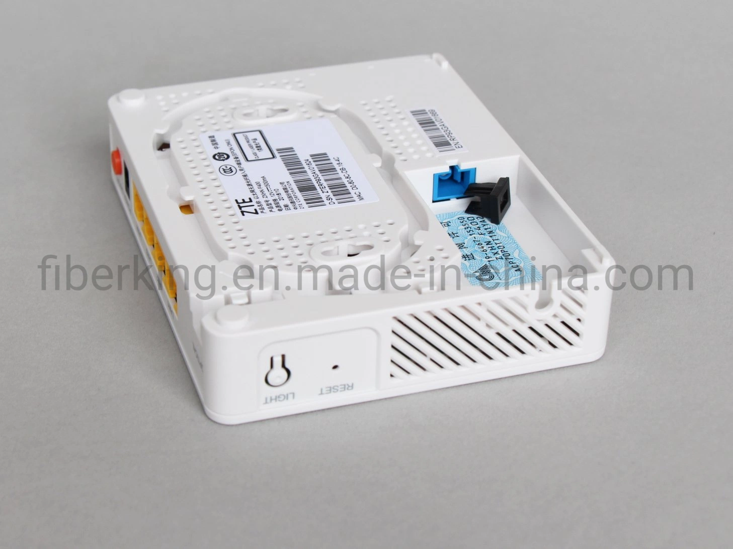 Лучшая цена новых сетей FTTH оптоволоконный модем ZTE Zxa10 F400 V6.0 1ge+3fe Epon ONU Epon Gpon Ont ONU