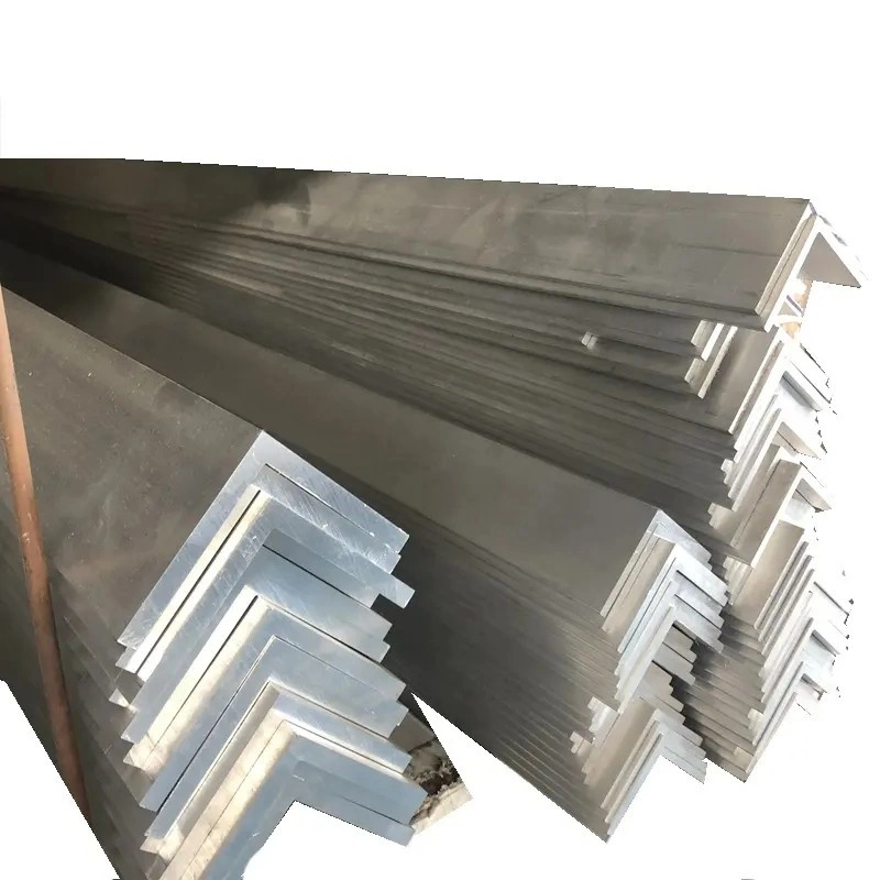 Hot Sale Ss400-Ss540 Series Black Equal Angle Steel for Construction