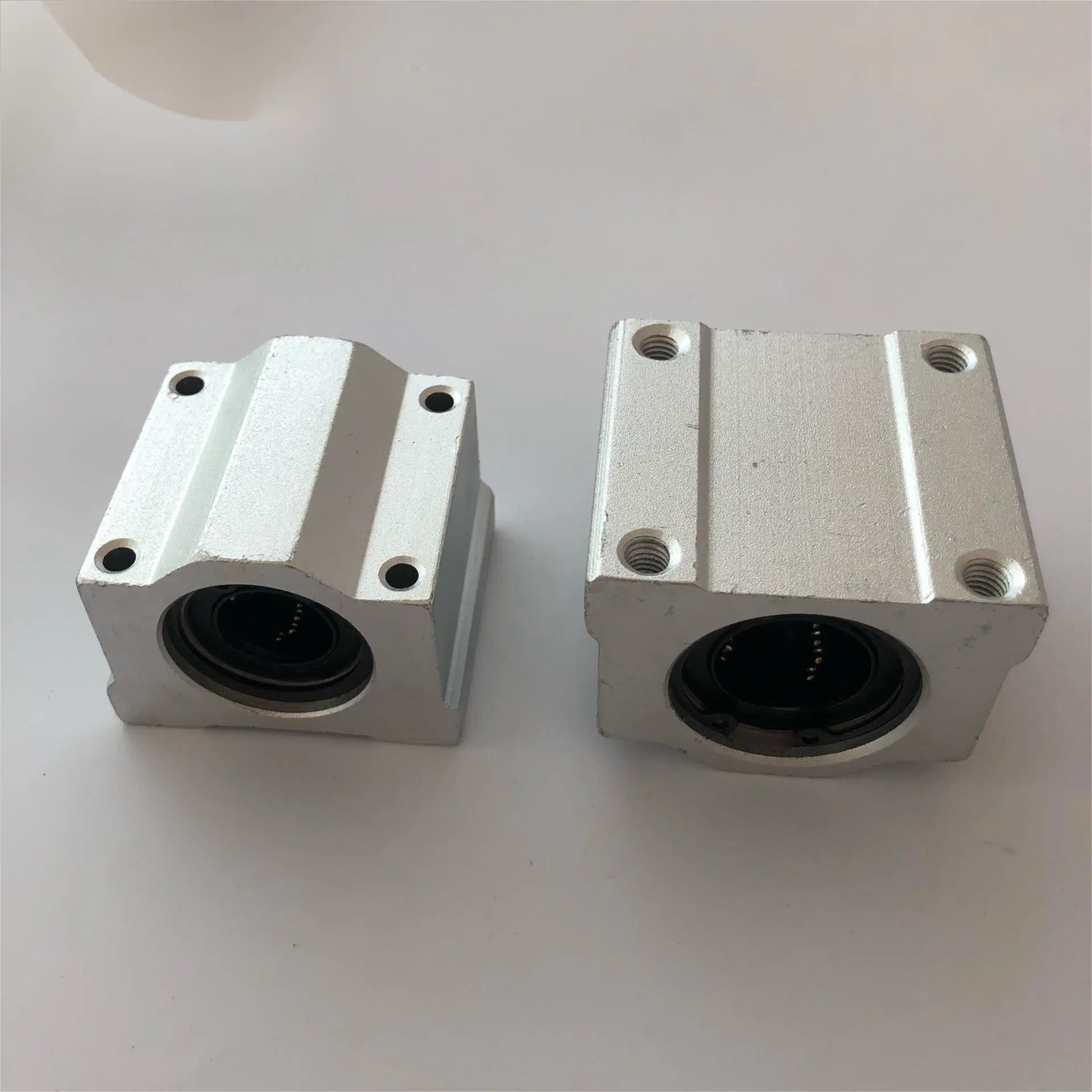 Sce8vuu Sce12vuu Sce16vuu Sce20vuu Aluminum Case Unit Linear Bearing