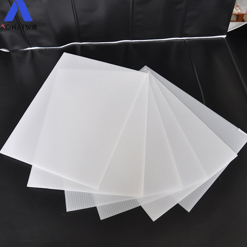 Atacado resistência UV de baixo custo várias cores H-Line Coroplast ondulado Folhas de plástico Coroplast PP Hollow Corflute Sheets com ISO9001 RoHS