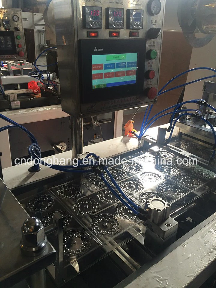 machine de thermoformage Donghang couvercle