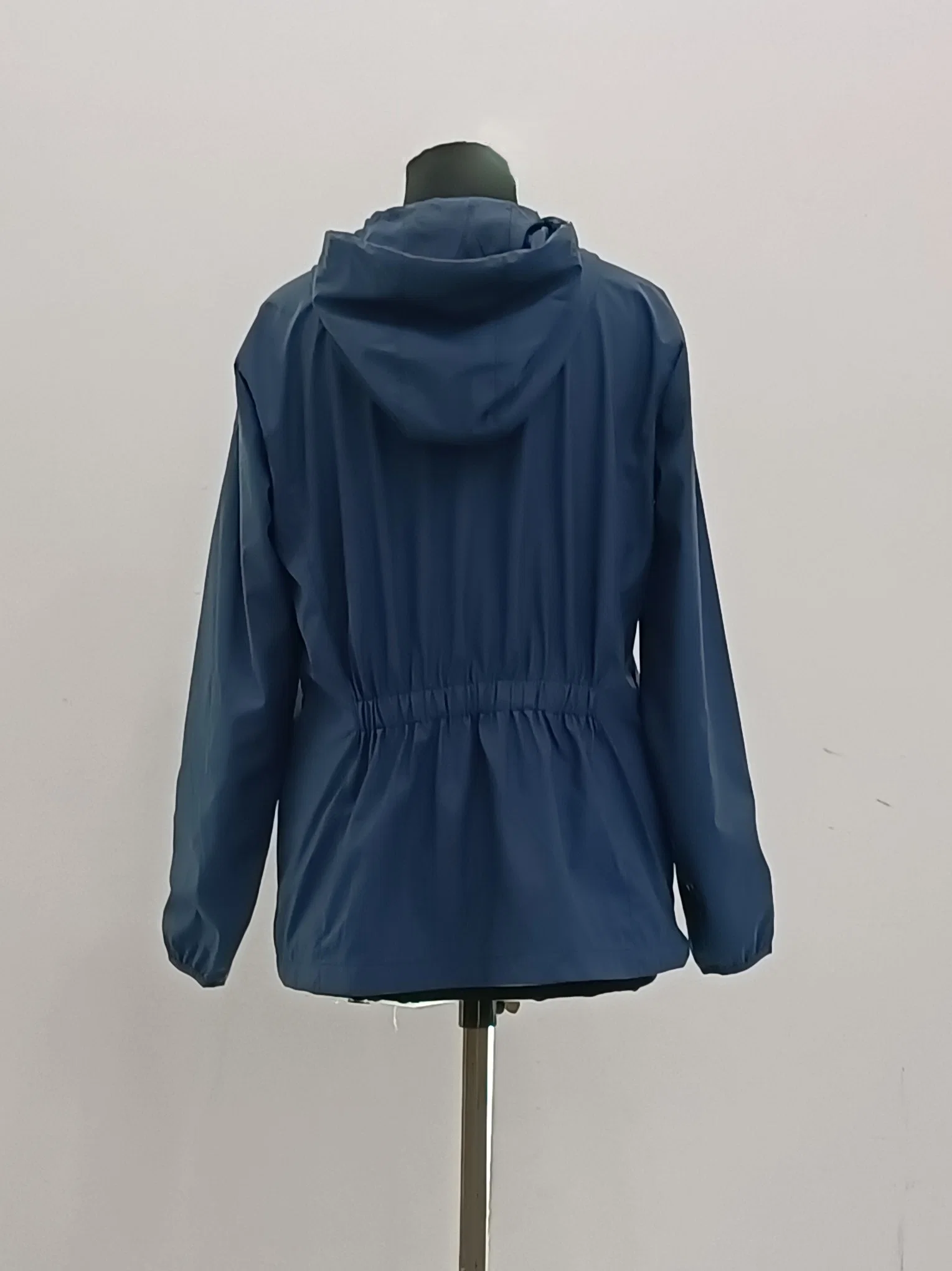 Chaqueta de poliuretano con capucha impermeable Vama prenda interior