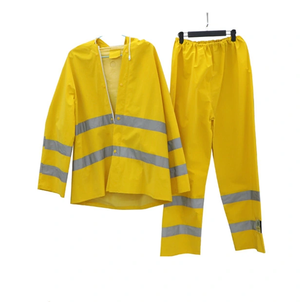 PVC Raincoat Durable Polyester Raincoat Hi Vis Raincoat