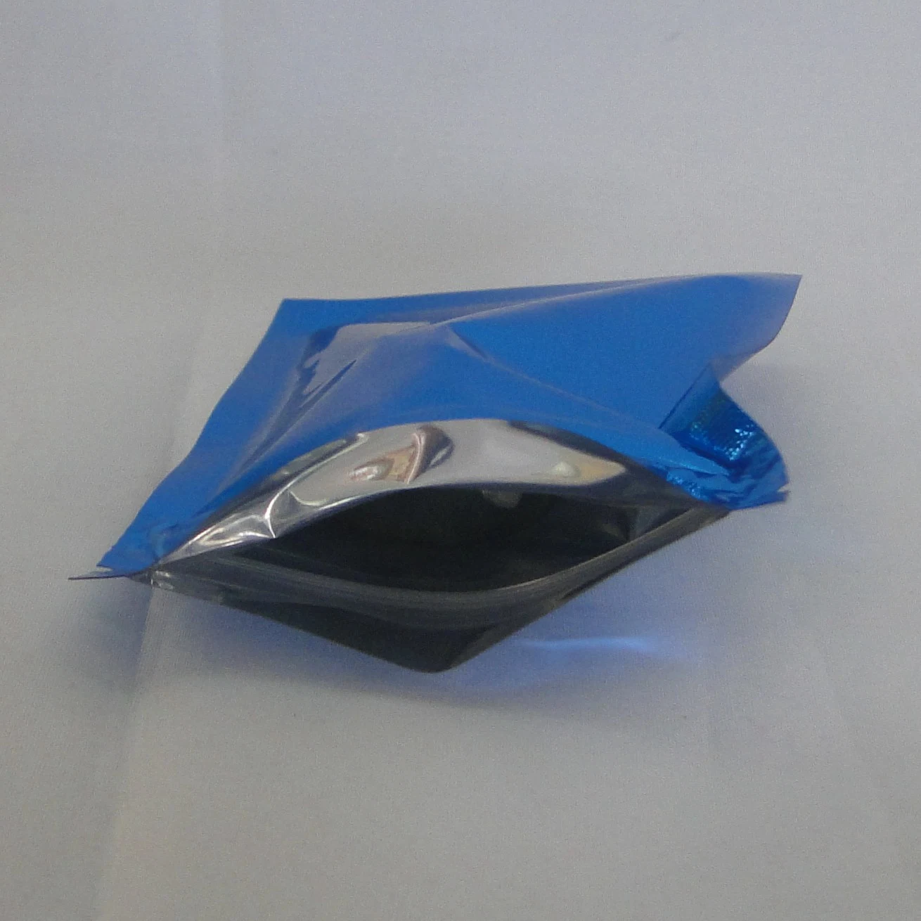 Custom Printed Resealable Packaging Bag Foil Laminated Mylar Zipper Bags for Snacks