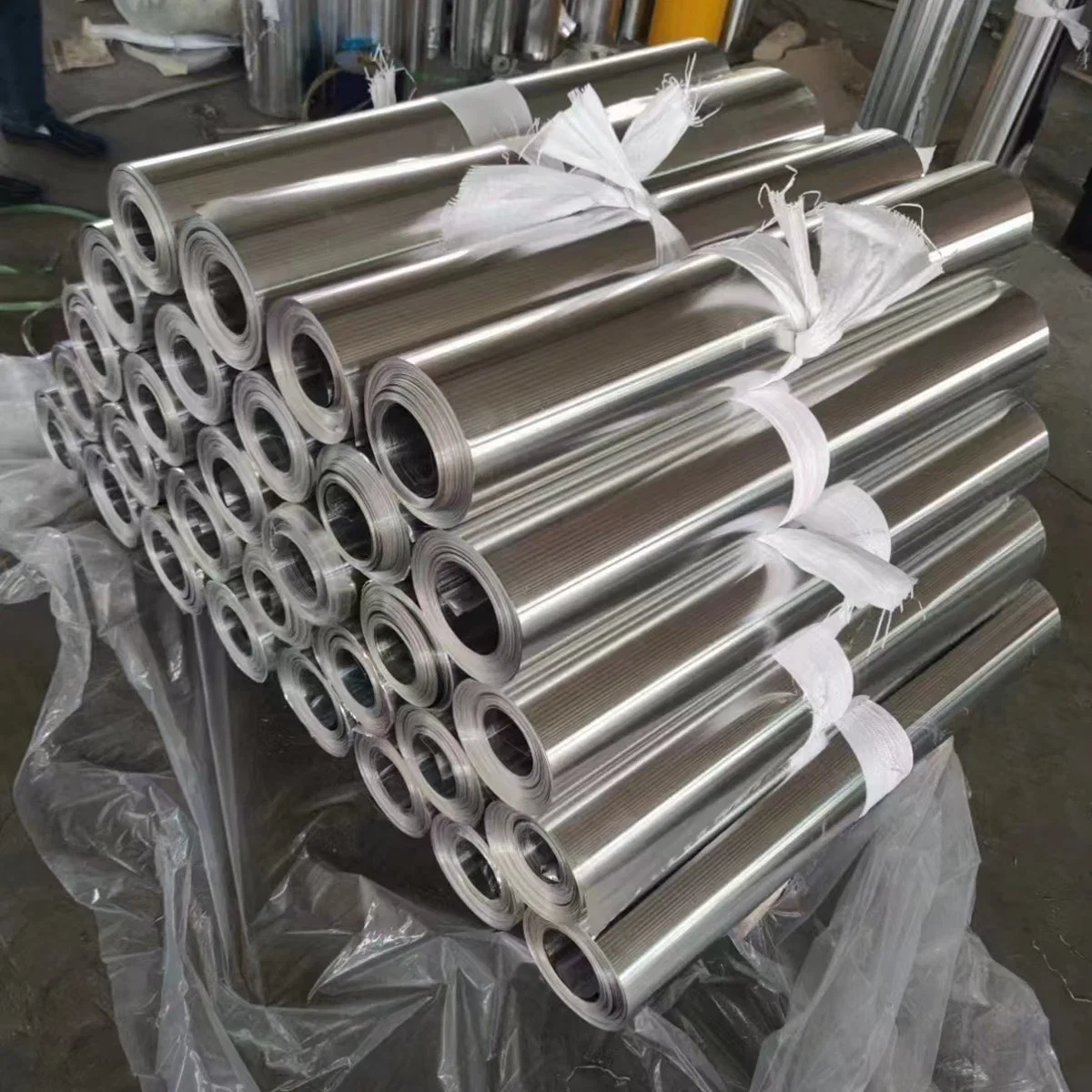 1060 H14 1050 T6 3003 5083 H24 6061 Low Price Factory Direct Sales Rolled Color Aluminum Coil