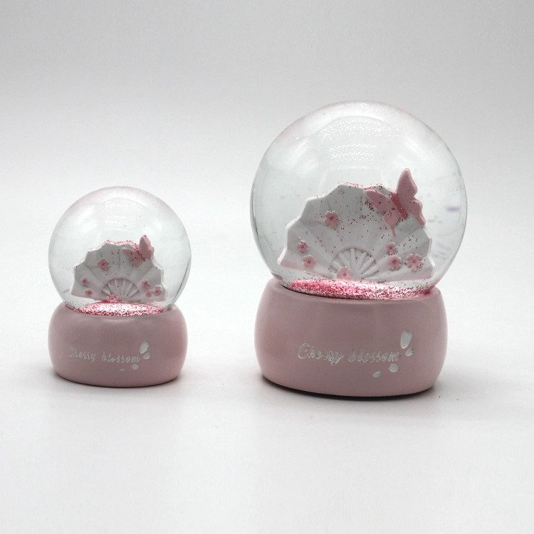 Polyresin Crafts Supplier Wedding Valentine&prime; S Day Gift Snow Globe Custom Snow Ball