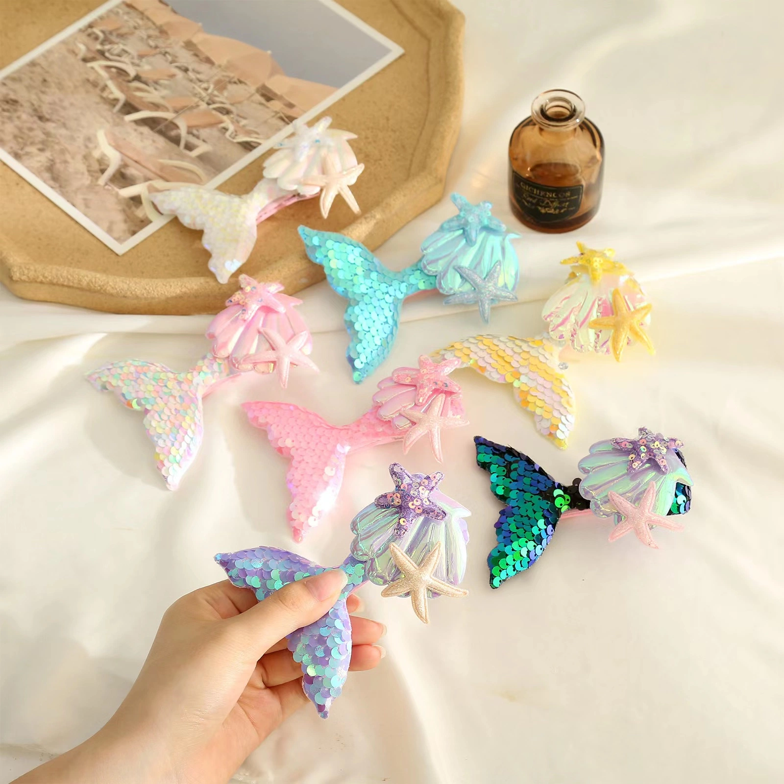 Mermaid Sequin Hair Clip Glitter Flip Sequin Hairpins Bling Sparkly Hair Pins for Kids Party Events Promotional Gifts