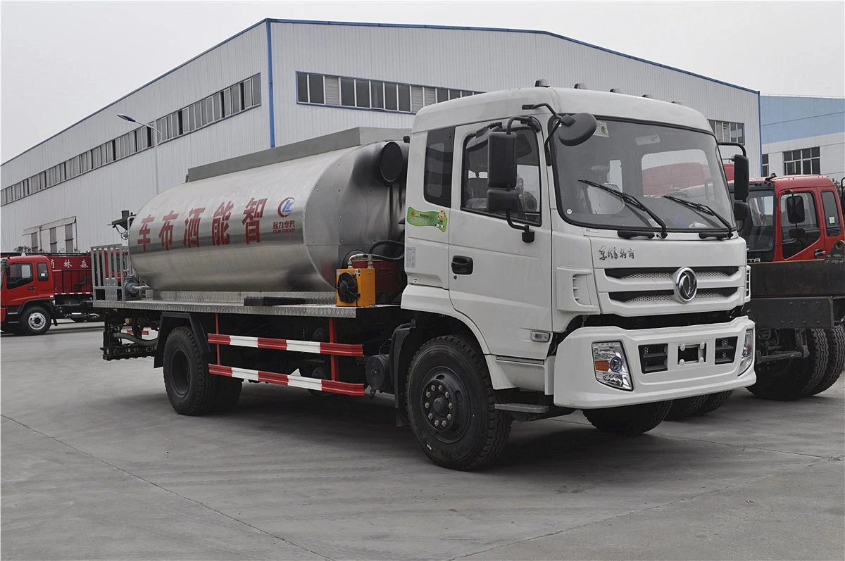 Dongfeng 8000 Liters Asphalt Distribution Pavement Maintenance Truck