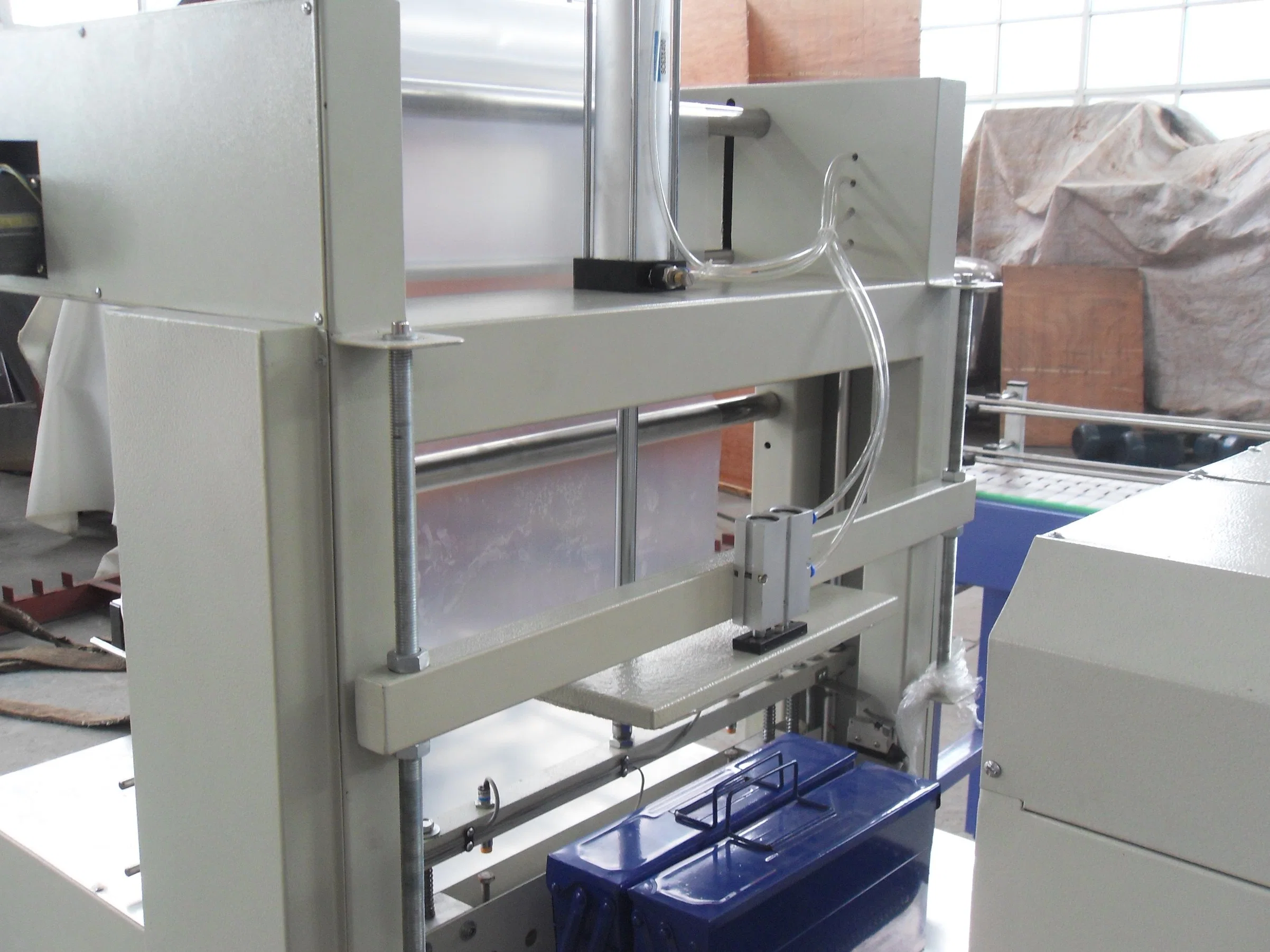 Semi-Automatic PE Film Shrink Packing Machine with Stable and Reliable Performance