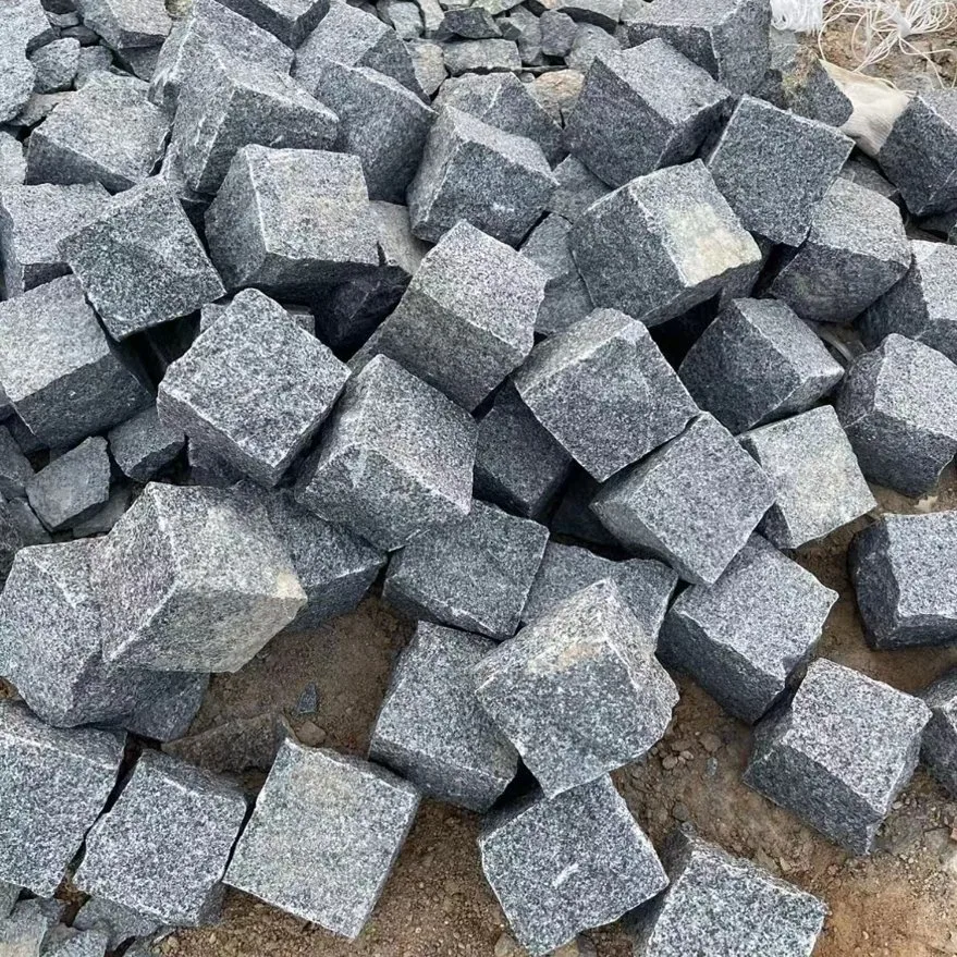Guter Preis Fabrik Cube Stone China G654 Granit Split Oberfläche Dunkelgraue Pflastersteine