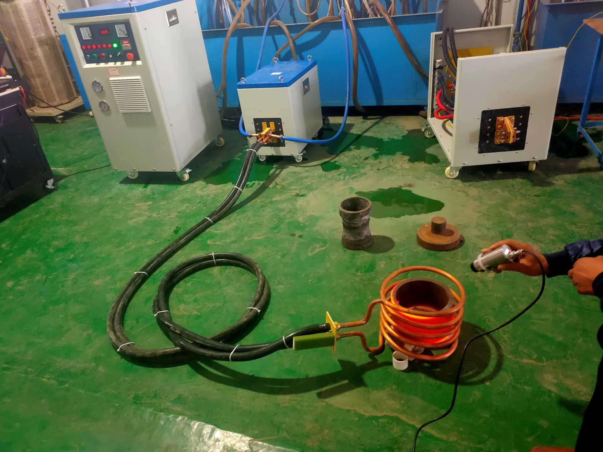 Super Audio Induction Heating Equipment Sf-120kw for Shrit Fit