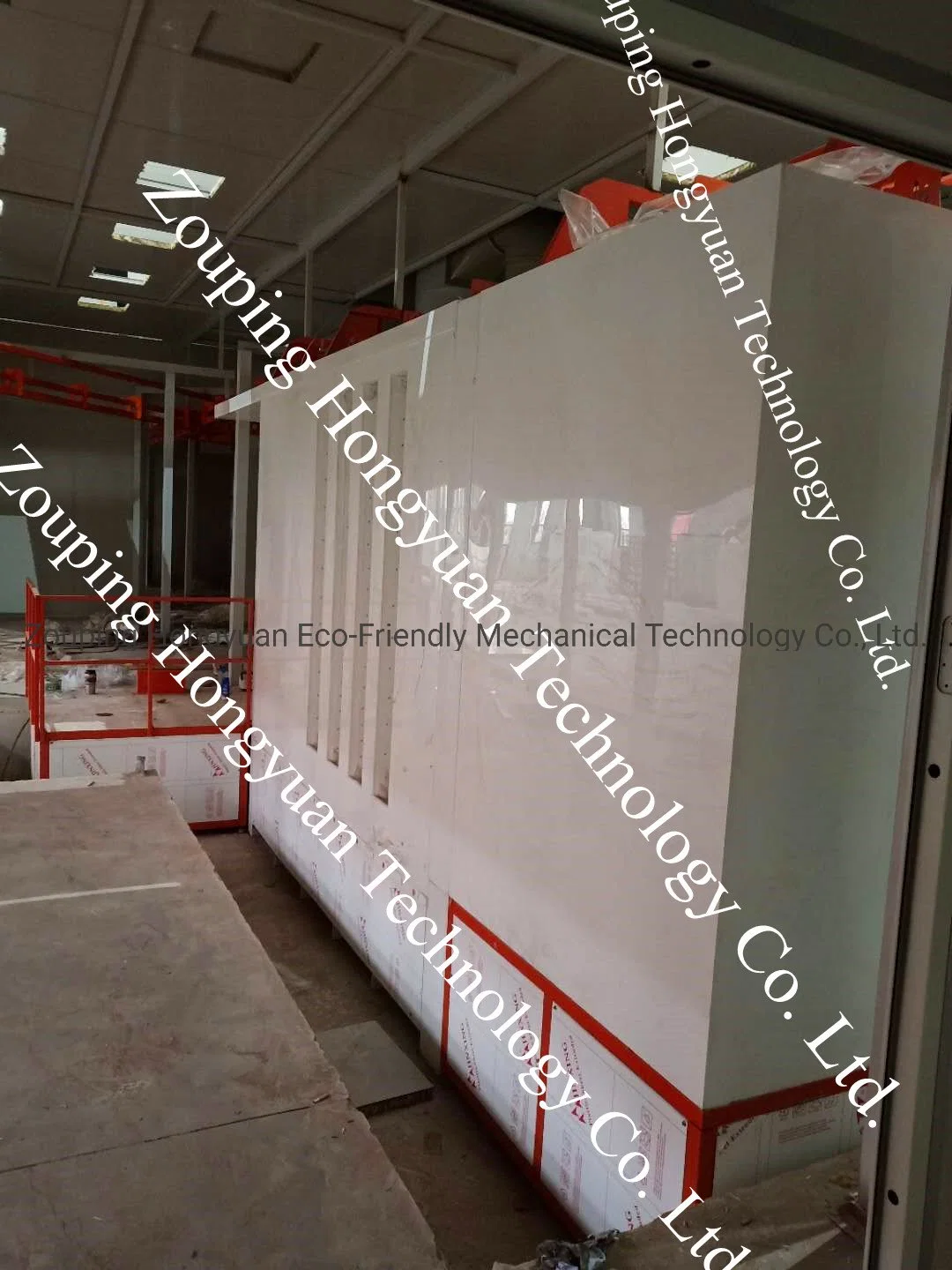 Fast Color Change Spray Booth with Cyclone System Including Coating Spray Gun