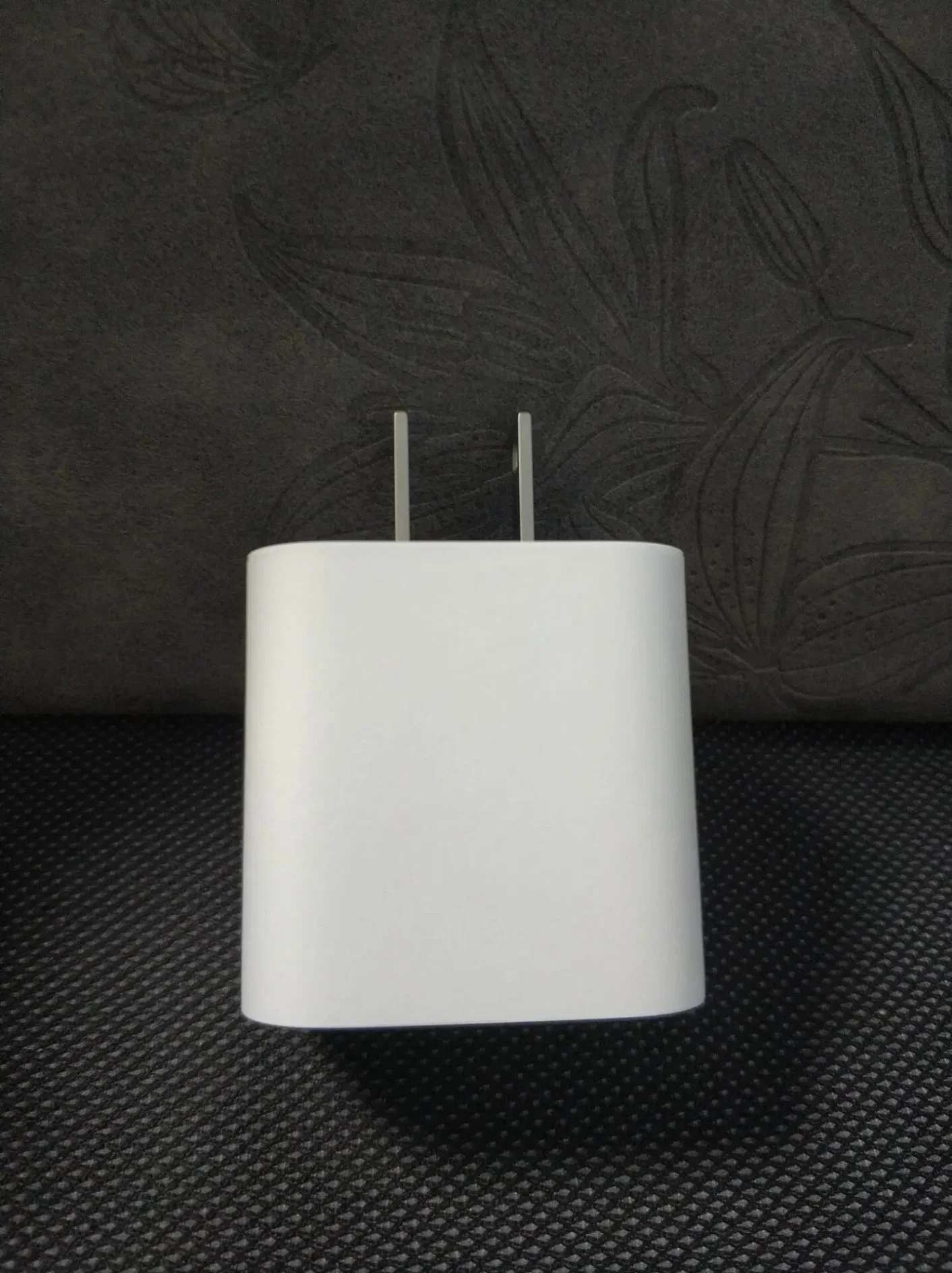 100% Original 18W EU Power Charging Adapter for iPad Air