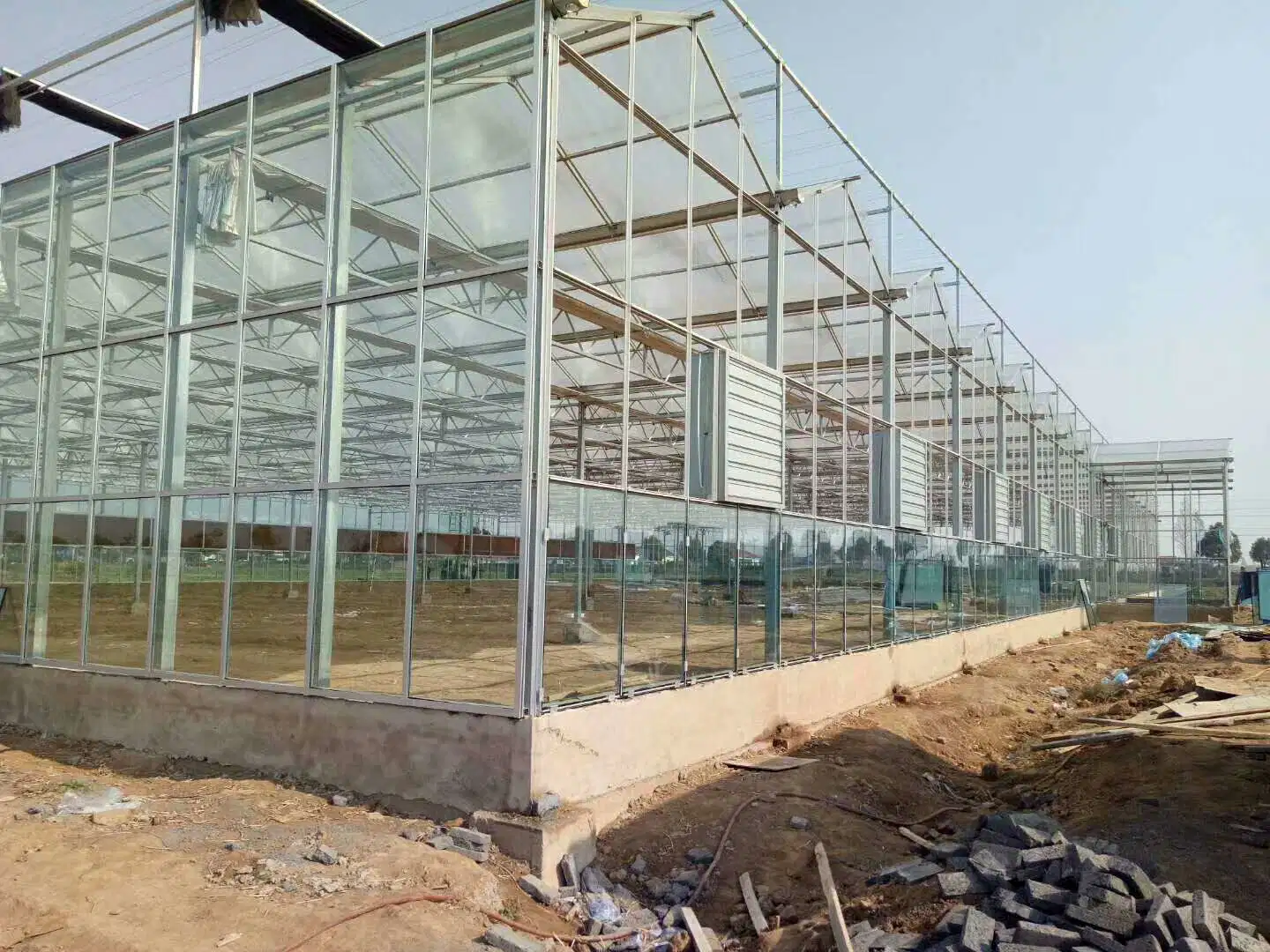 Greenhouse Agricultural Greenhouse The Cheapest Sainpoly Agricultural/Commercial/Industrial Plastic Film Greenhouse with Complete Systems for Sale