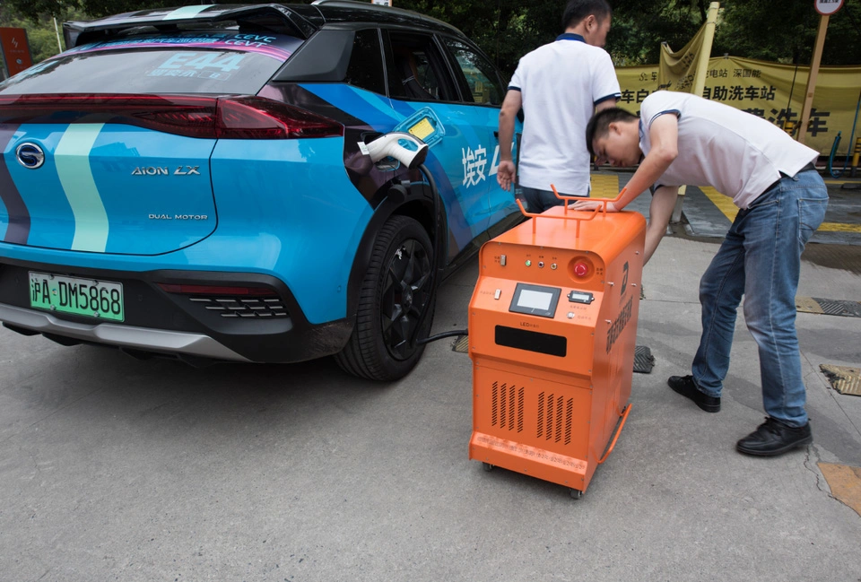 20kw Mobile CCS1 CCS2 DC Cargador de coche de la estación de carga para el coche eléctrico EV de la estación de carga de salida de corriente dc